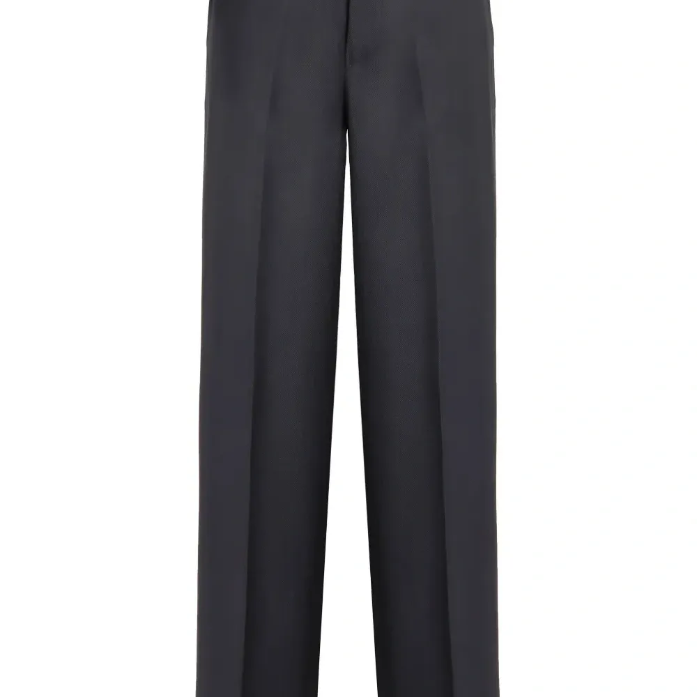 Брюки со стрелками