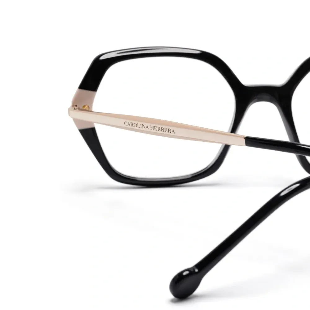 Очки в геометричной оправе Очки в геометричной оправе