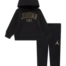 Спортивный костюм с вышитым логотипом