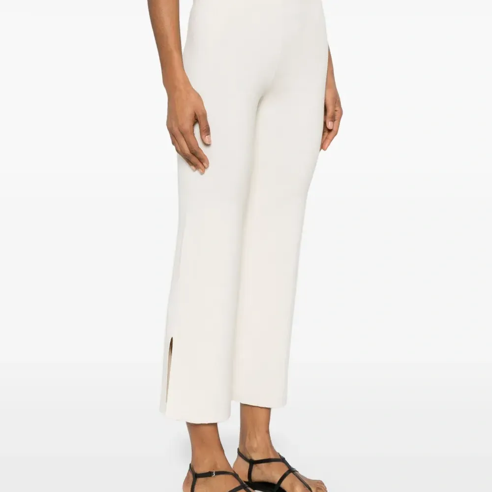 Брюки с разрезами