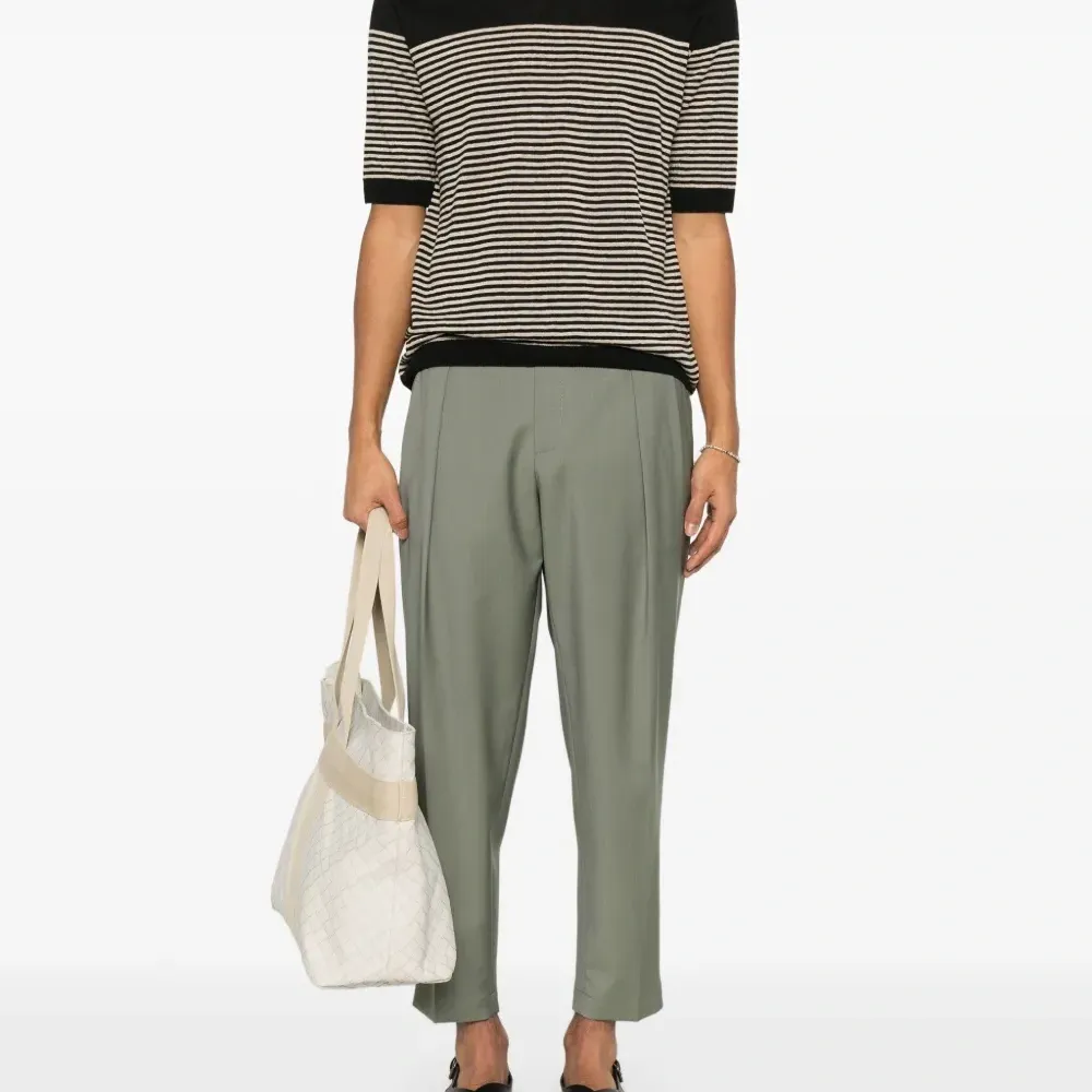 Футболка тонкой вязки