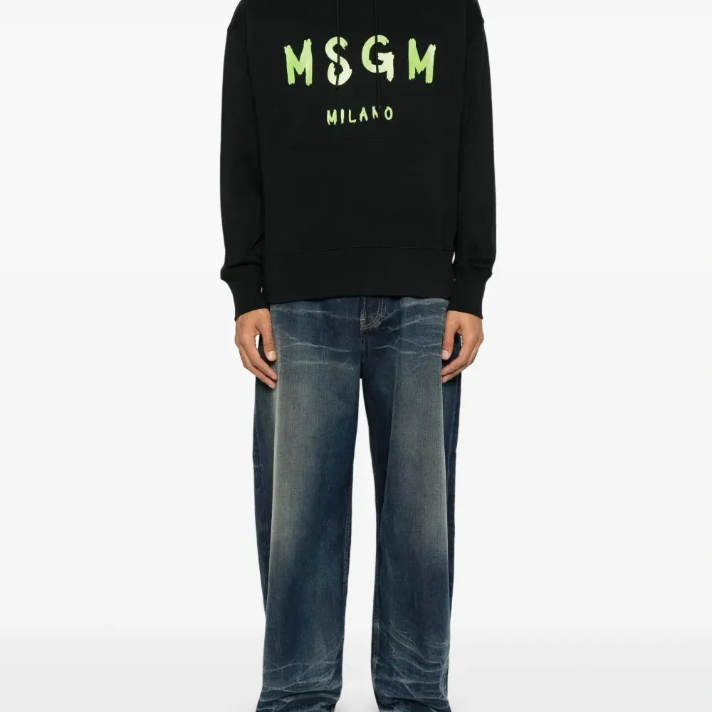 Худи с логотипом