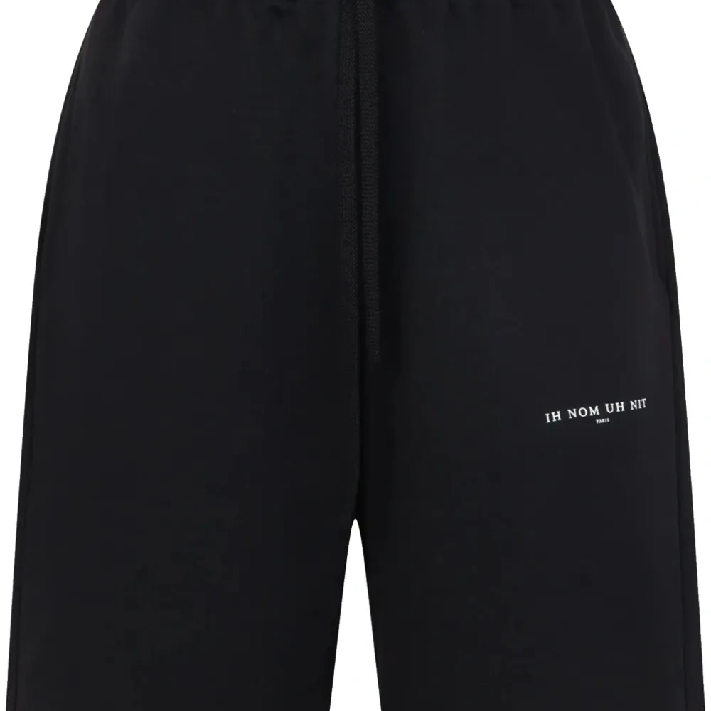 Спортивные шорты с логотипом