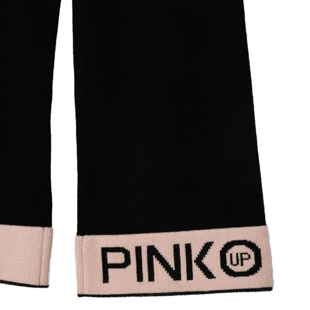 Брюки с логотипом Брюки с логотипом