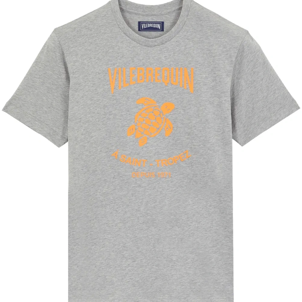 Футболка с логотипом