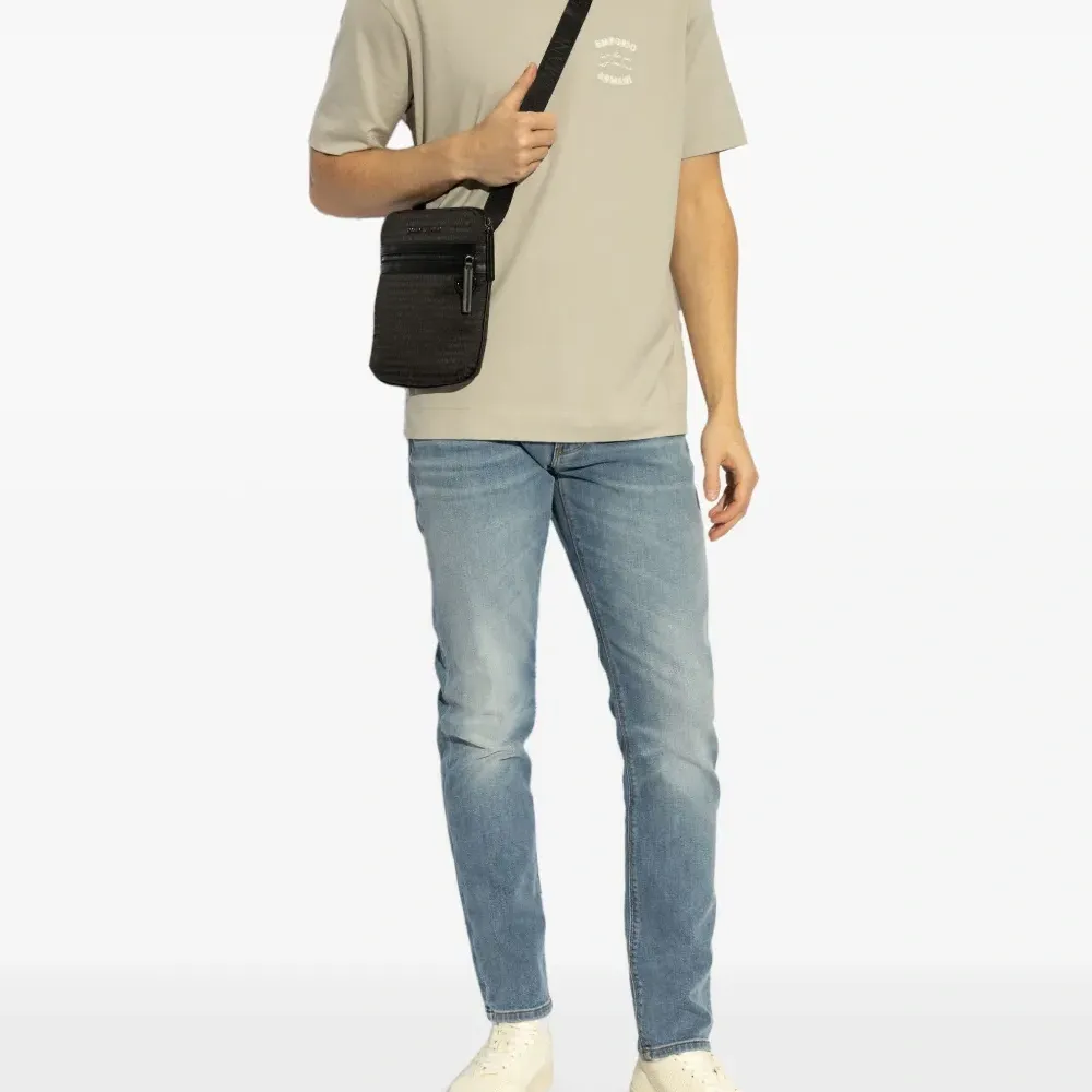 Футболка с короткими рукавами