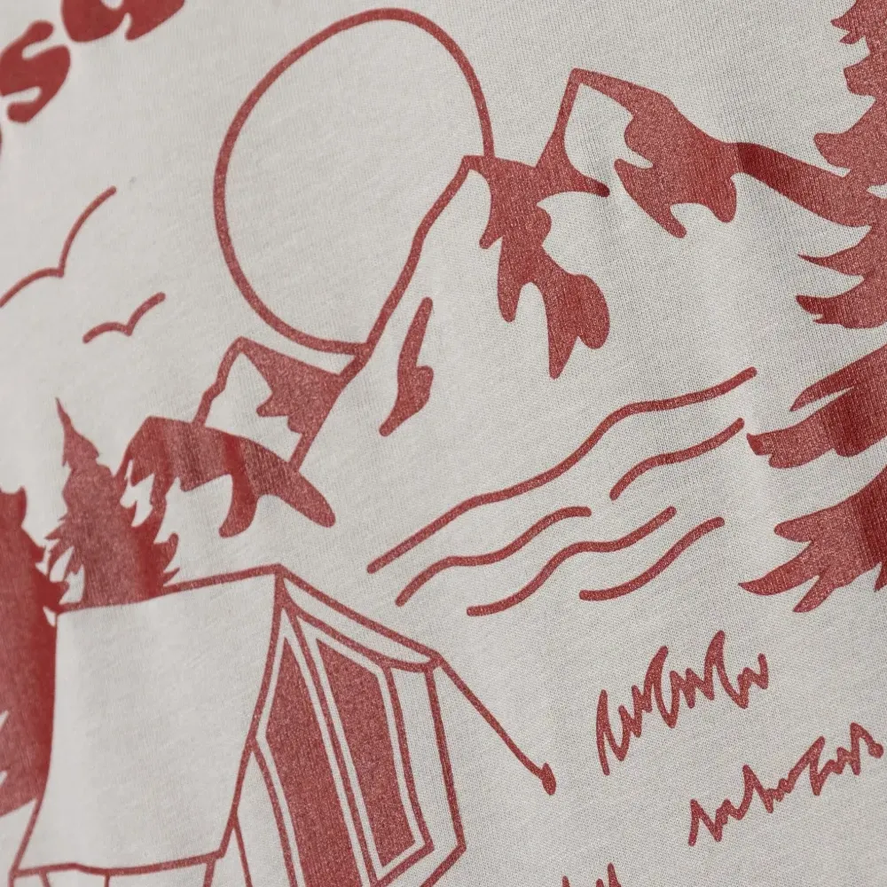 Футболка с графичным принтом Футболка с графичным принтом