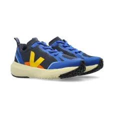 Кроссовки с нашивкой-логотипом