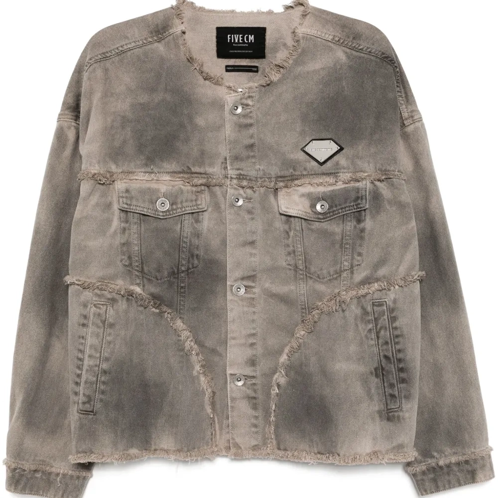 Джинсовая куртка с нашивкой-логотипом