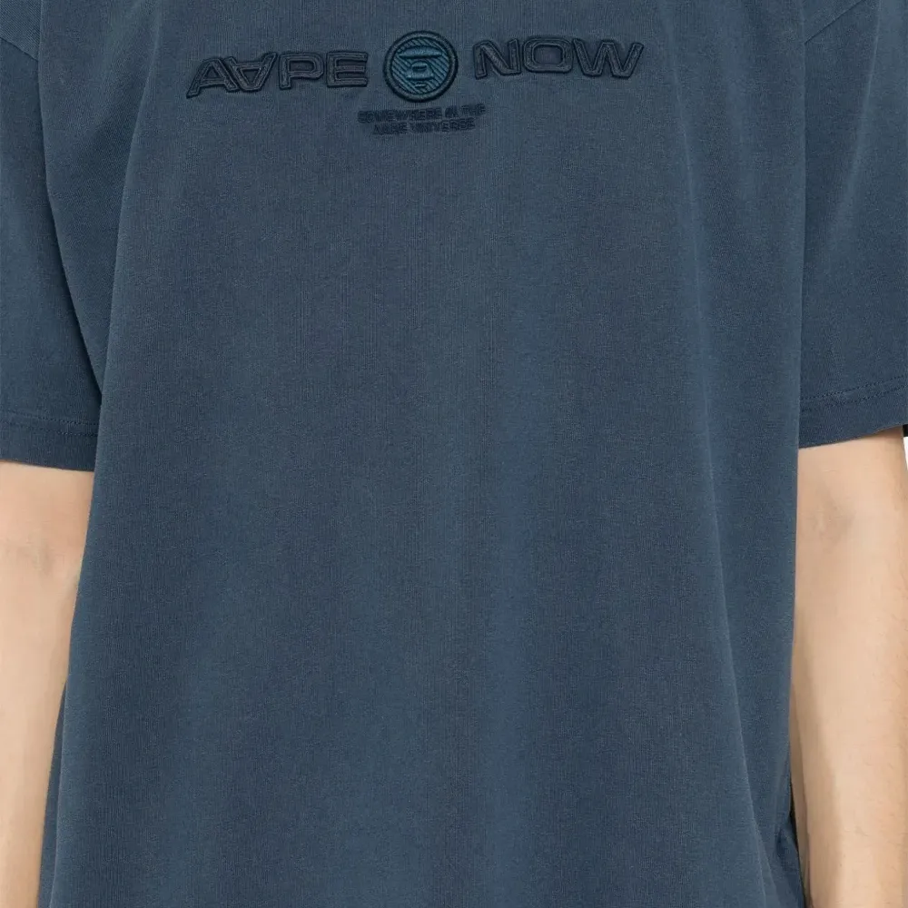 Футболка с вышитым логотипом