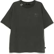 Футболка с вышитым логотипом