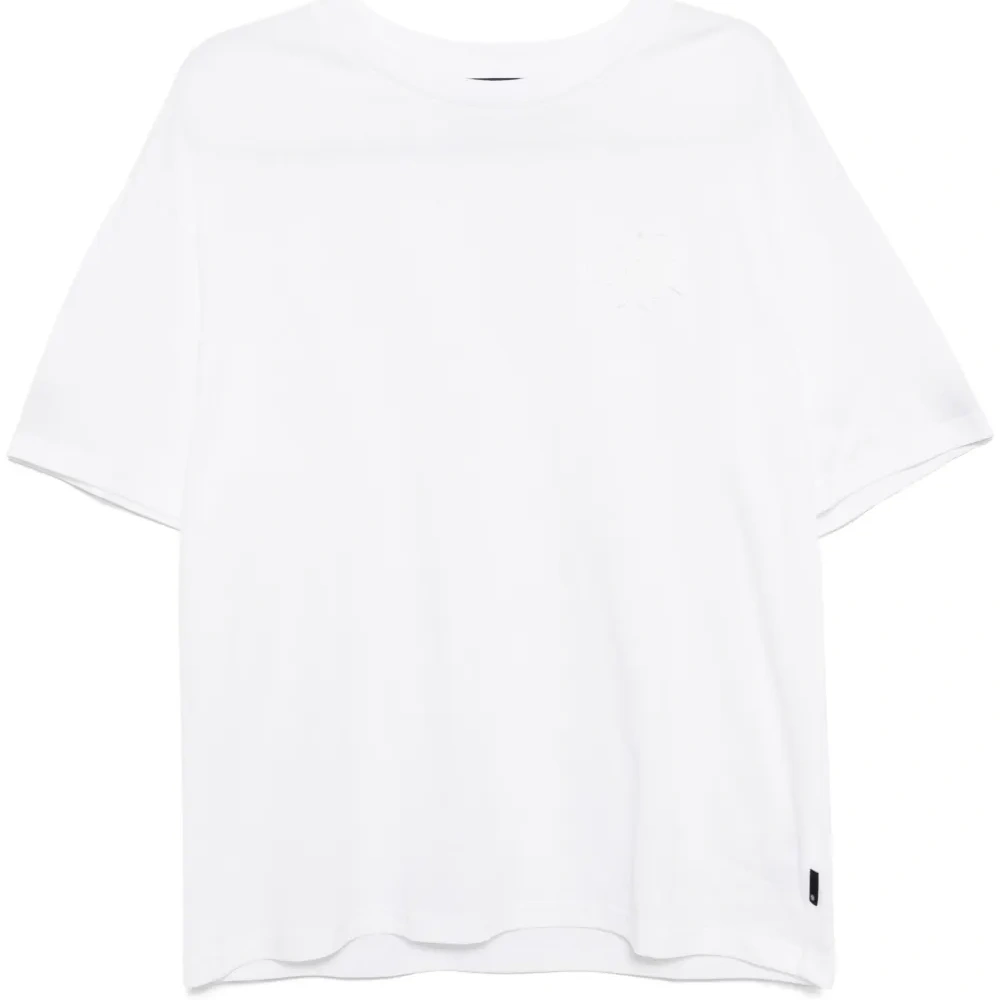 Футболка с логотипом