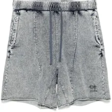 Шорты с вышитым логотипом