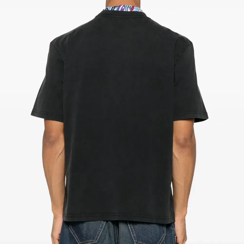 Футболка с логотипом металлик