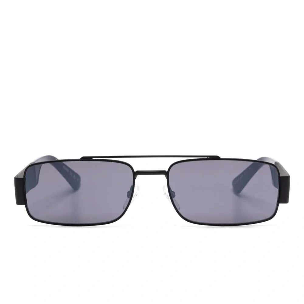 Солнцезащитные очки-пилоты