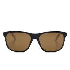 Солнцезащитные очки в квадратной оправе