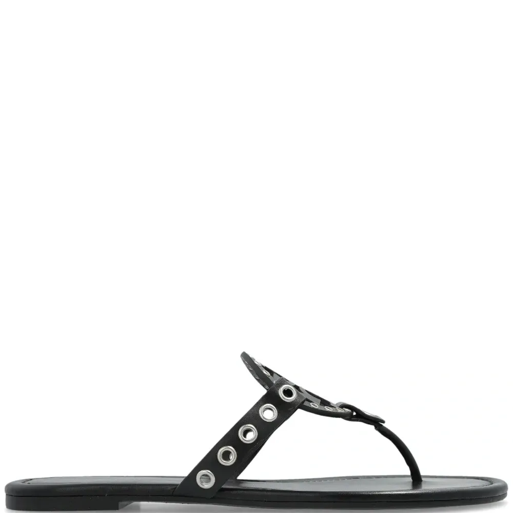 Сандалии с люверсами