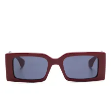 Солнцезащитные очки в прямоугольной оправе