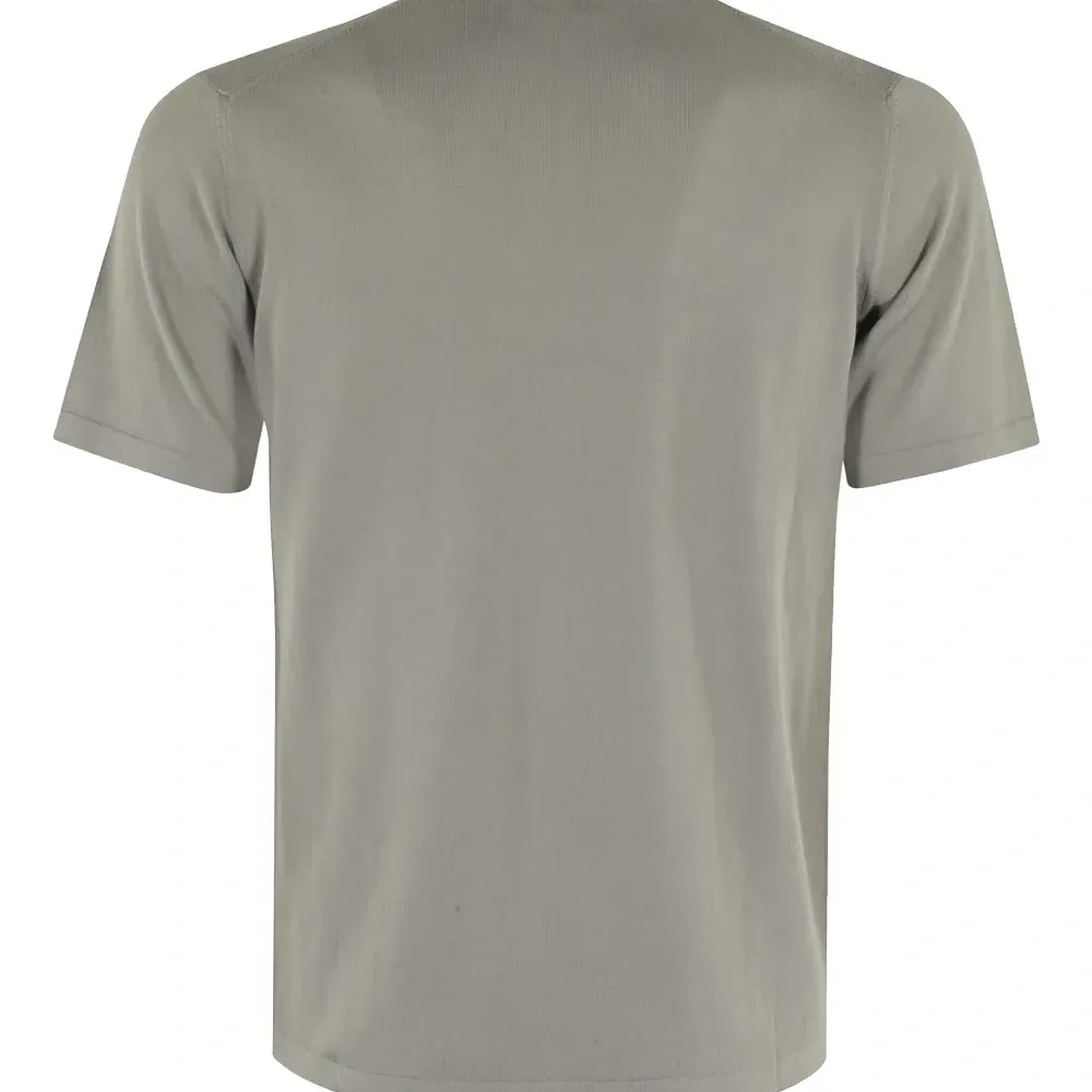 Футболка с круглым вырезом