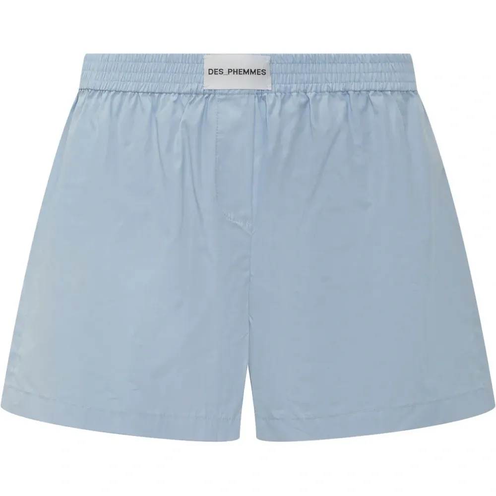 Спортивные шорты