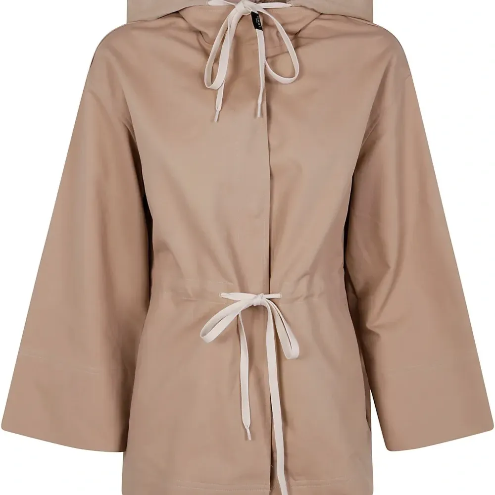 Куртка с капюшоном