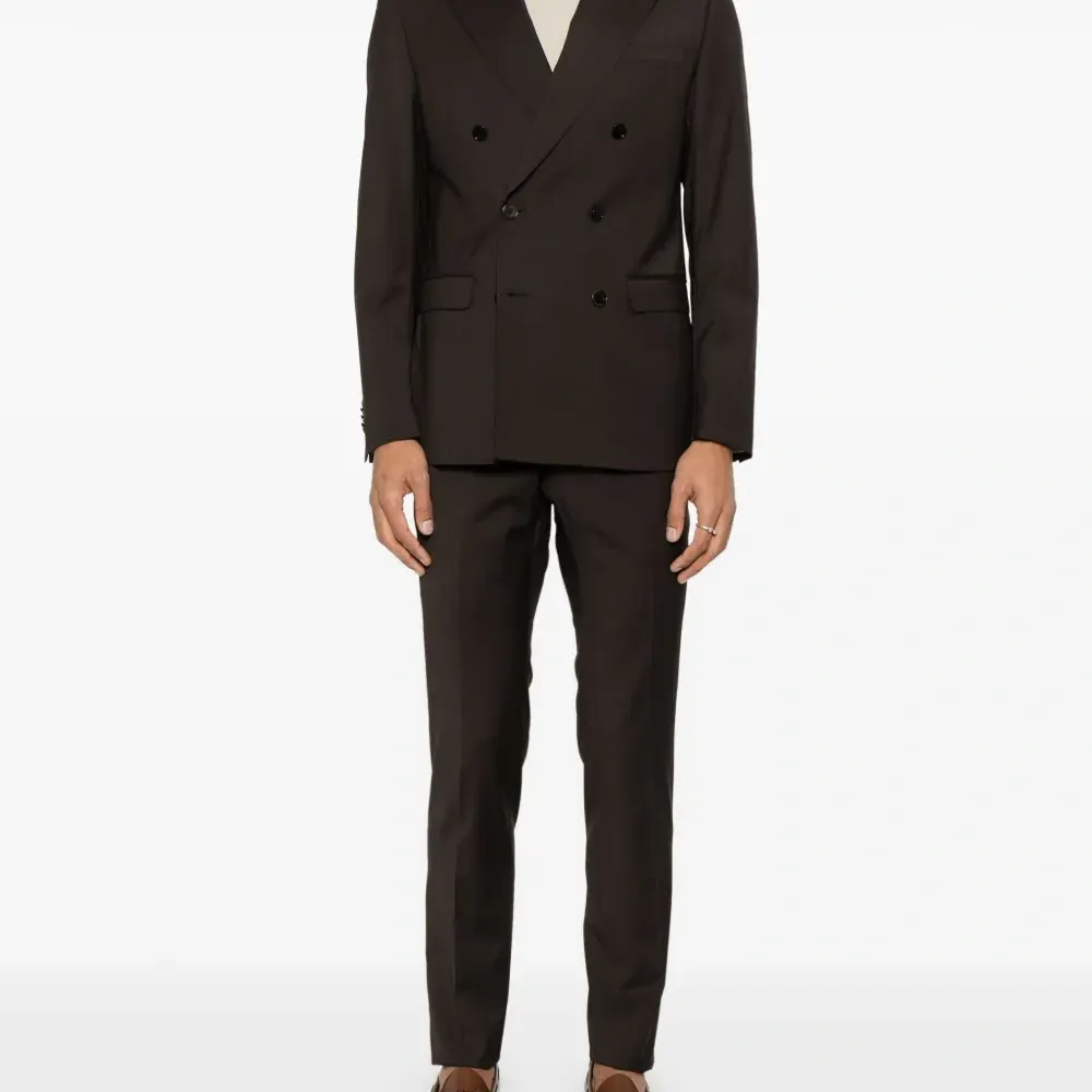 Футболка с круглым вырезом