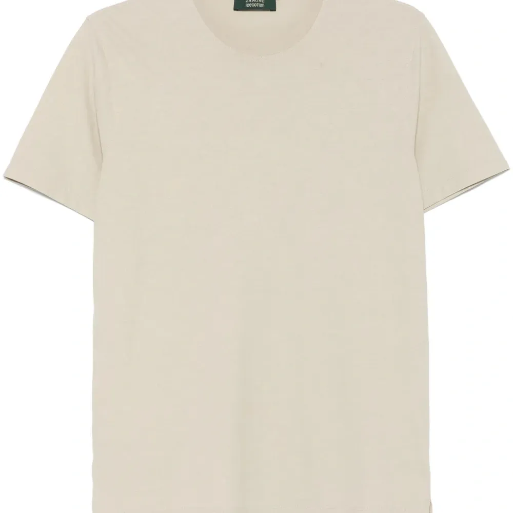 Футболка с круглым вырезом