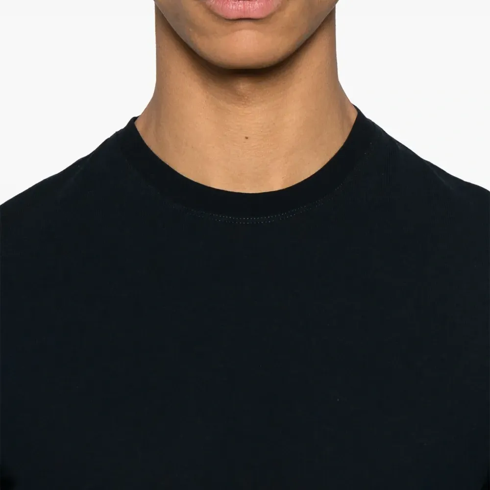 Футболка с круглым вырезом