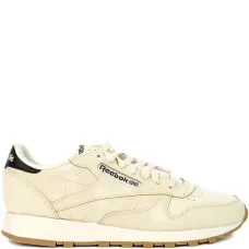 Кроссовки на шнуровке