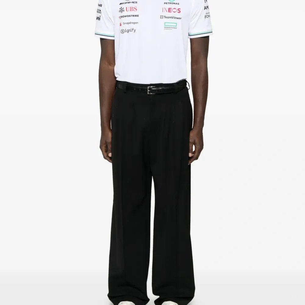 Футболка Pilot Mercedes-AMG Petronas Formula One Team Футболка Pilot Mercedes-AMG Petronas Formula One Team