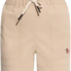 Шорты с вышитым логотипом