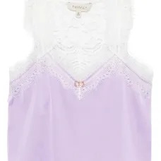 Топ с кружевной отделкой