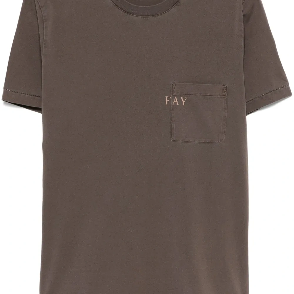 Футболка с логотипом