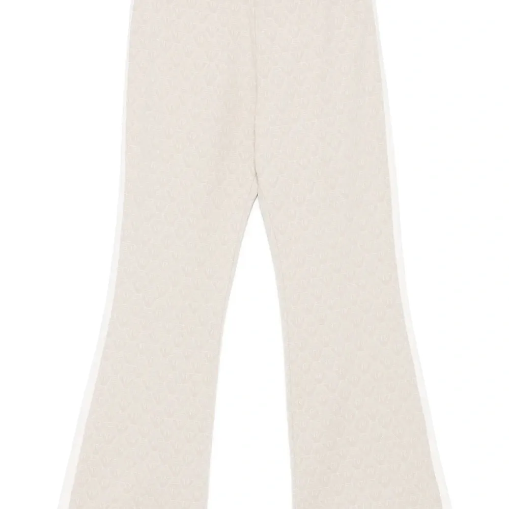 Брюки широкого кроя