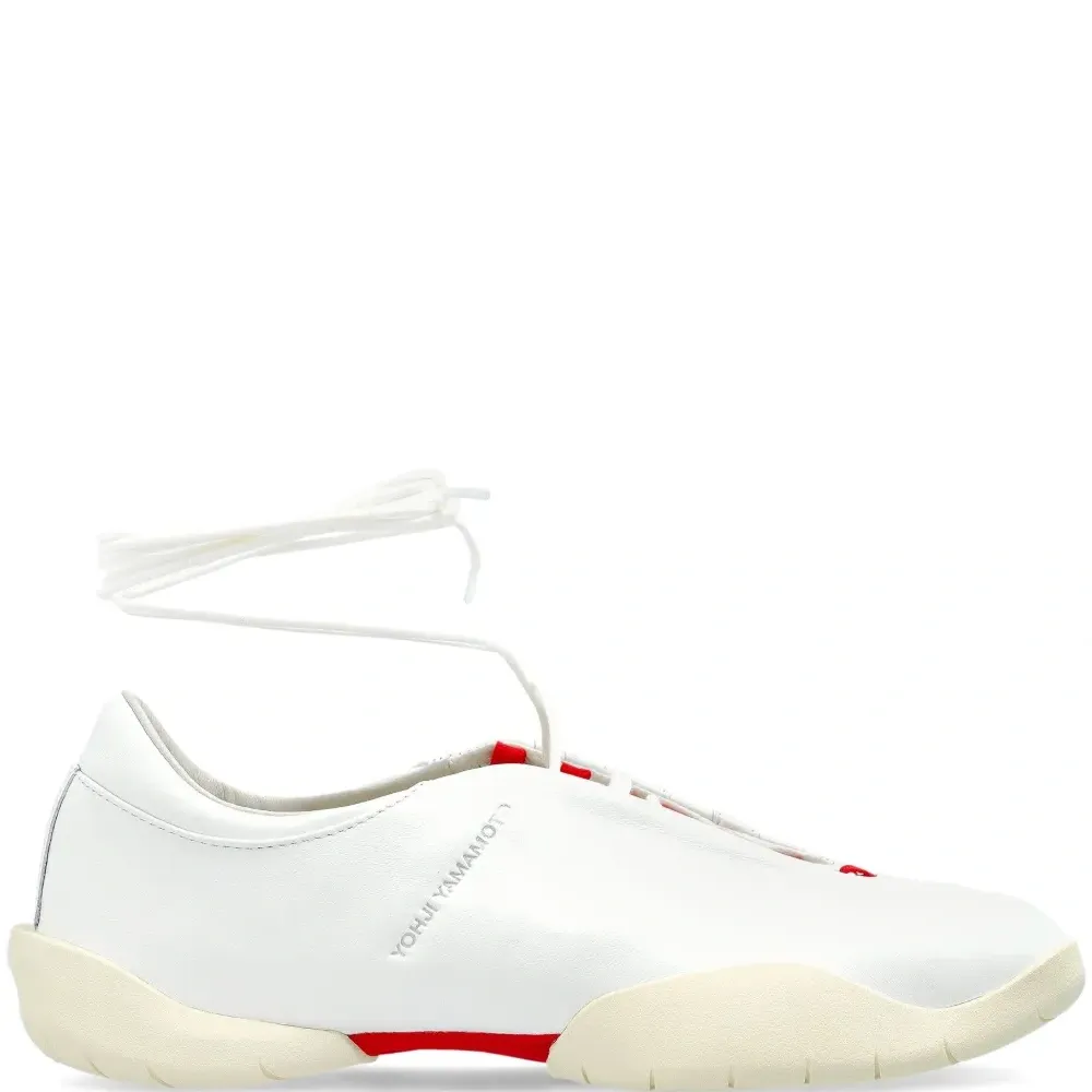 Кроссовки Regu из коллаборации с adidas