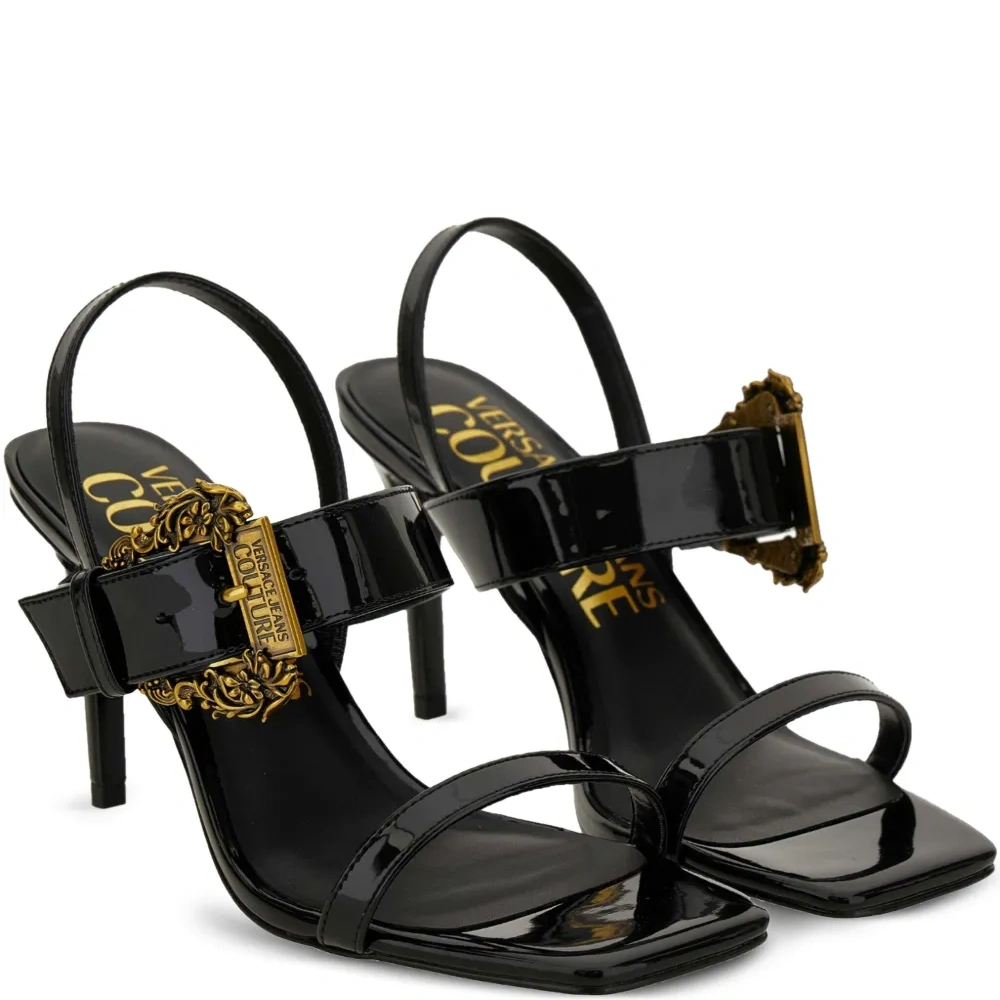 Босоножки с пряжкой Barocco