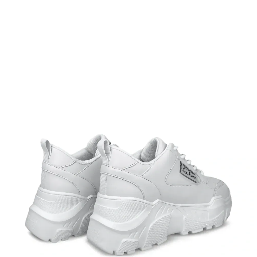 Кожаные кроссовки