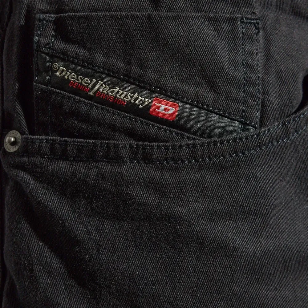 Джинсы P-Definitive