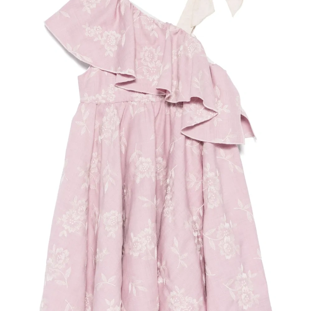 Платье с цветочной вышивкой