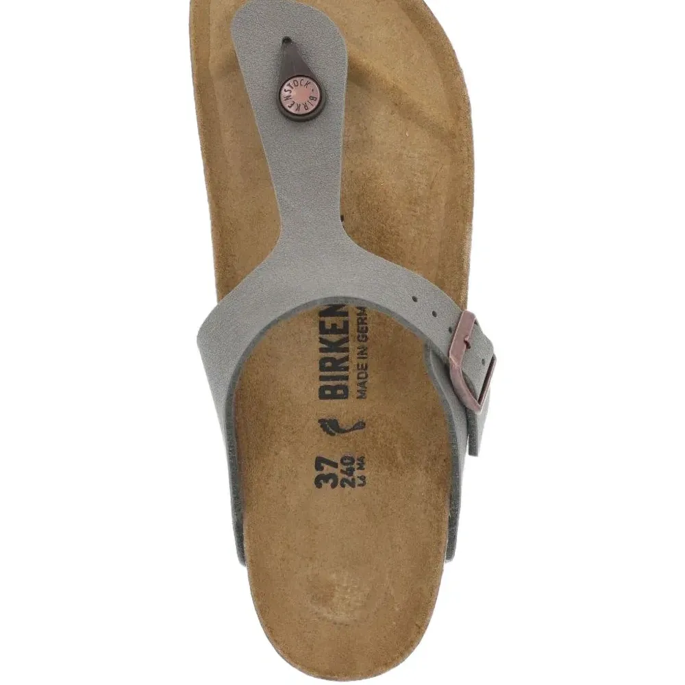 Сандалии с Т-образным ремешком