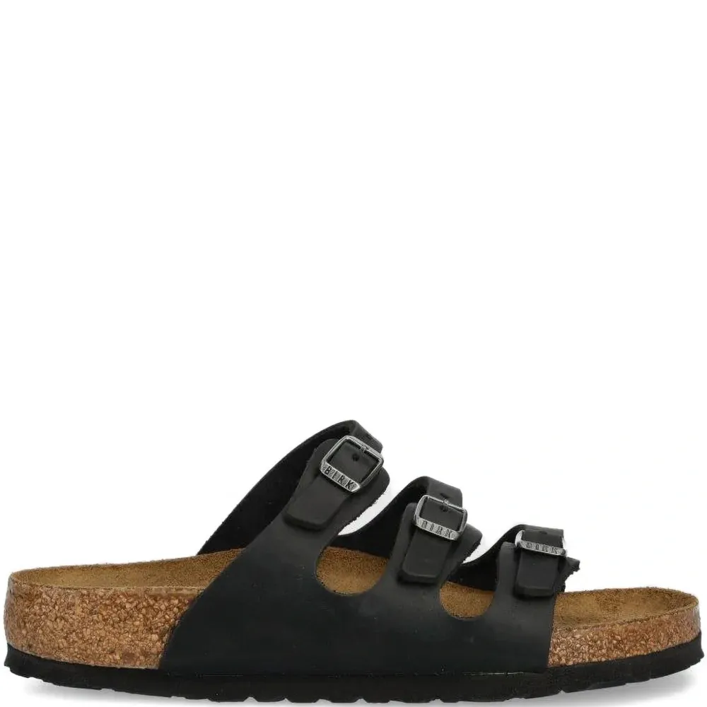 Сандалии с ремешками