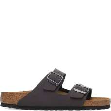 Сандалии с пряжками