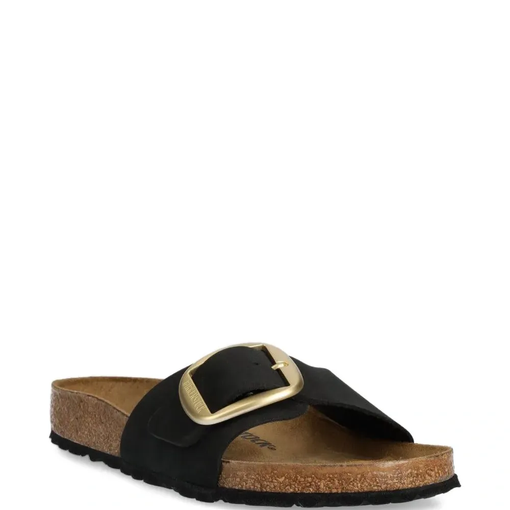 Сандалии с пряжками Сандалии с пряжками