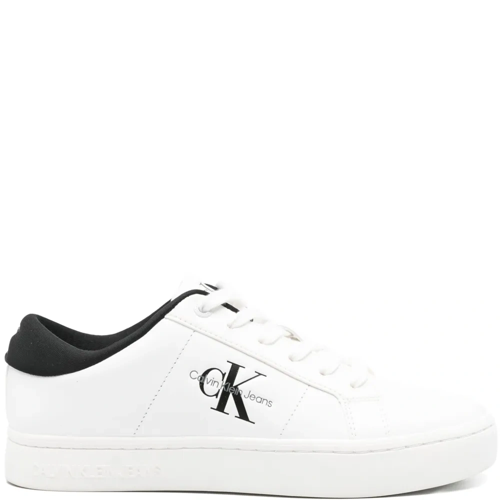 Кроссовки Classic