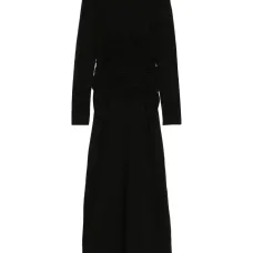 Платье с высоким воротником и сборками Платье с высоким воротником и сборками