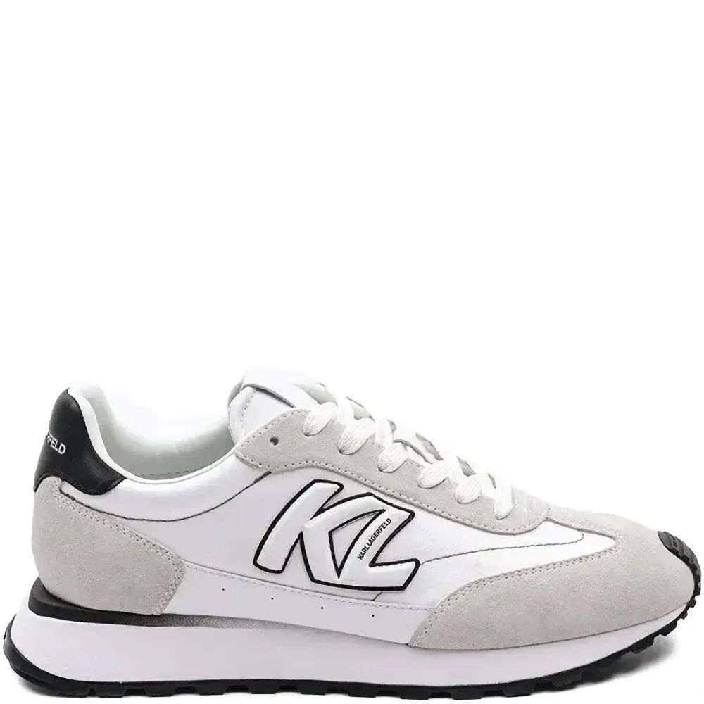 Кожаные кроссовки