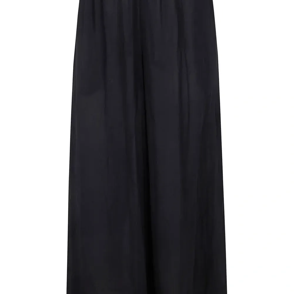 Брюки широкого кроя