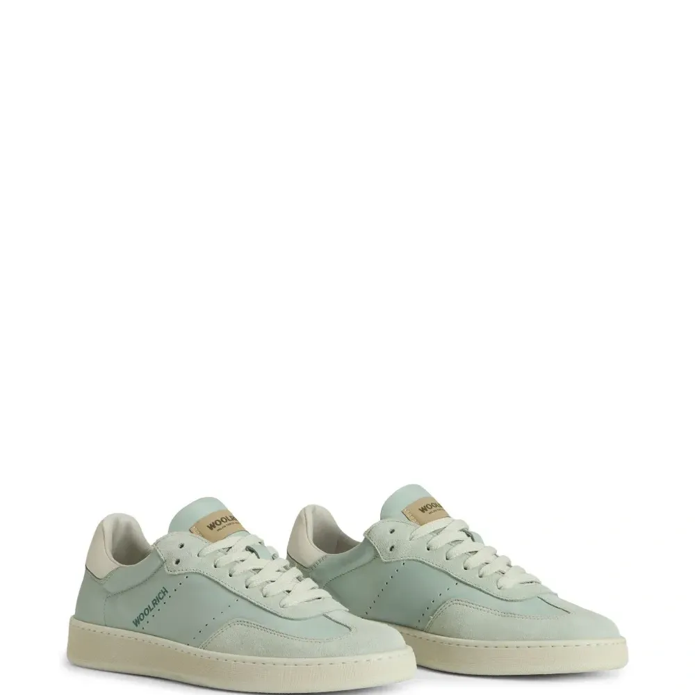 Кроссовки с логотипом Кроссовки с логотипом