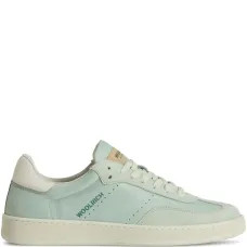 Кроссовки с логотипом