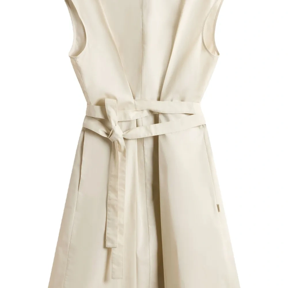 Поплиновое платье с поясом